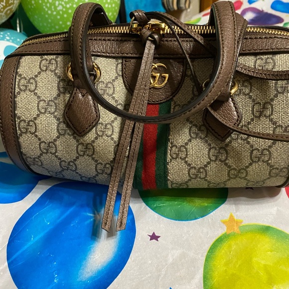 Meet your Posher, Nora - Picture 6 of 16